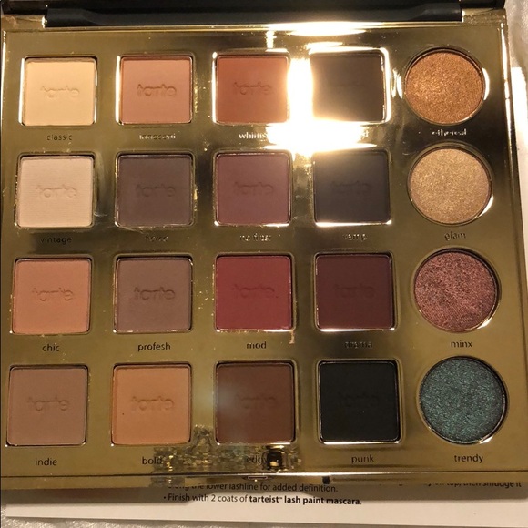 Beauty Essential! Tarte “The Tarteist” Pro Palette - Picture 8 of 10